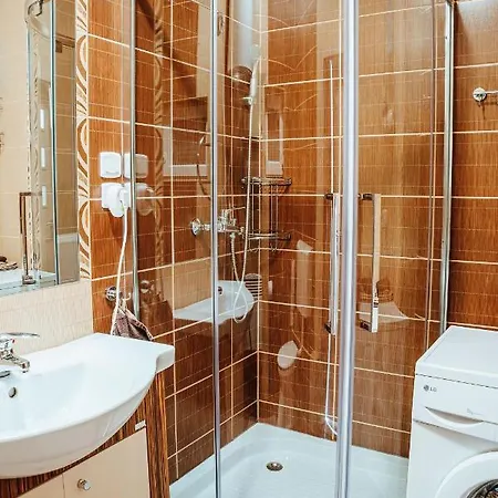 Tatorjan Vendeghaz Feriehus Balatonkenese